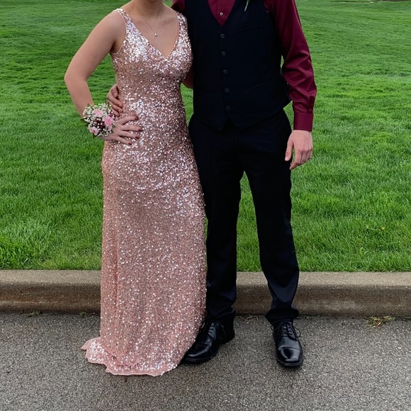 Prom Dress - Picture 2 of 9